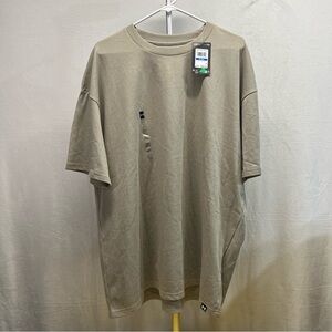 Under Armour Men's Oversized Casual Tan T-Shirt xlarge
